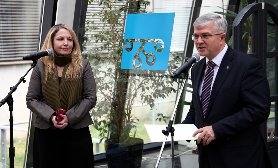 Photography Exhibition Opens at the University of Zagreb to Mark the Restoration of the State Day